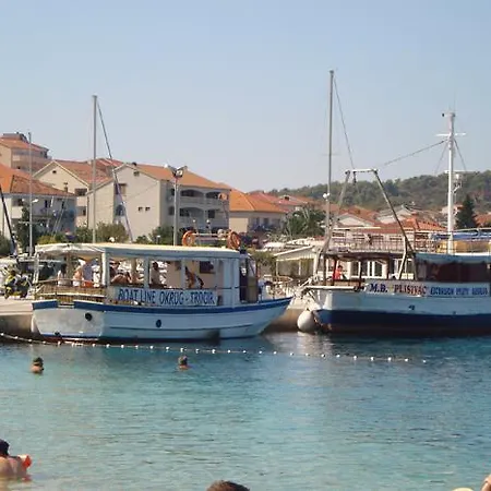 Lara Iva Apartament